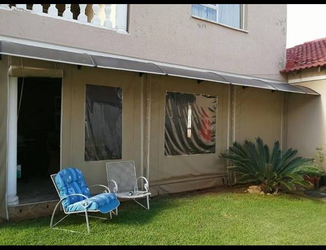 7 BEDROOM HOUSE FOR SALE IN CLAYVILLE